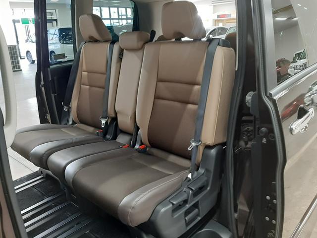 セレナ ハイウェイスター　Ｖセレクション　４ＷＤ　フリップダウンモニター　プロパイロット　シートヒーター　ドライブレコーダー　全周囲カメラ　プレミアムインテリア　両側電動スライド　ハンズフリーオートスライドドア　ブルーレイ再生（13枚目）