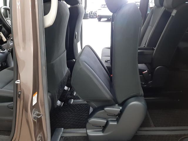 ノア Ｘ　４ＷＤ　純正ナビ　フルセグＴＶ　バックカメラ　両側電動スライド　ＬＥＤヘッドライト　オートライト　ＥＴＣ２．０車載器　Ｂｌｕｅｔｏｏｔｈオーディオ　ＳＤオーディオ　ＤＶＤ再生（21枚目）