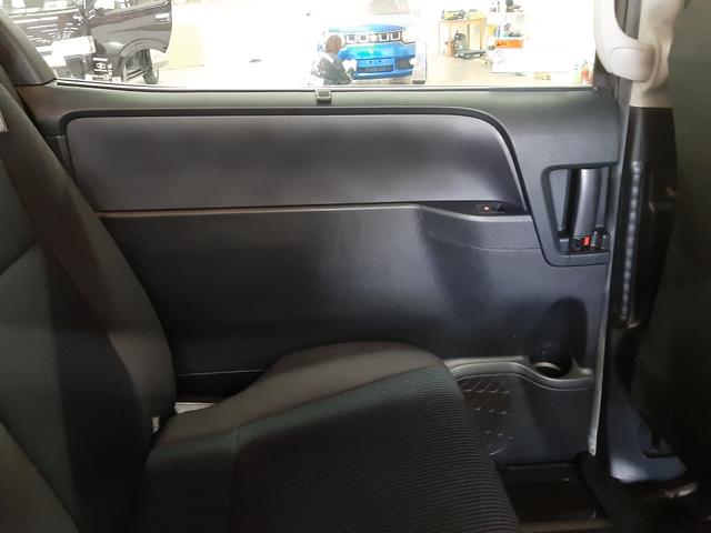 ノア Ｘ　４ＷＤ　純正ナビ　フルセグＴＶ　バックカメラ　両側電動スライド　ＬＥＤヘッドライト　オートライト　ＥＴＣ２．０車載器　Ｂｌｕｅｔｏｏｔｈオーディオ　ＳＤオーディオ　ＤＶＤ再生（39枚目）
