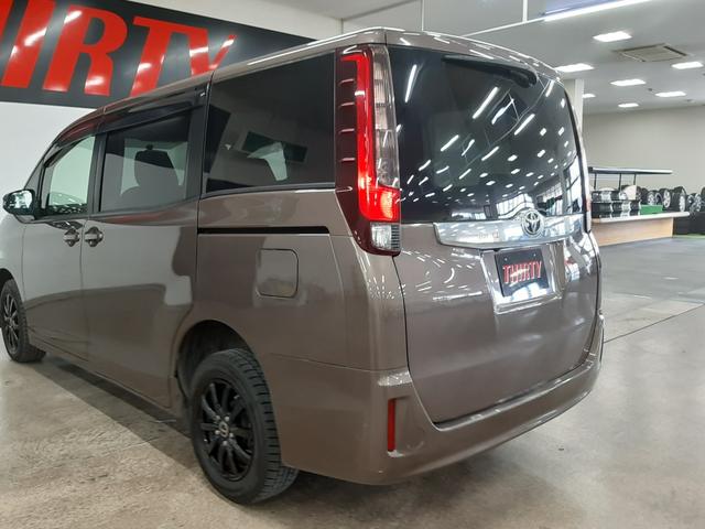 ノア Ｘ　４ＷＤ　純正ナビ　フルセグＴＶ　バックカメラ　両側電動スライド　ＬＥＤヘッドライト　オートライト　ＥＴＣ２．０車載器　Ｂｌｕｅｔｏｏｔｈオーディオ　ＳＤオーディオ　ＤＶＤ再生（56枚目）
