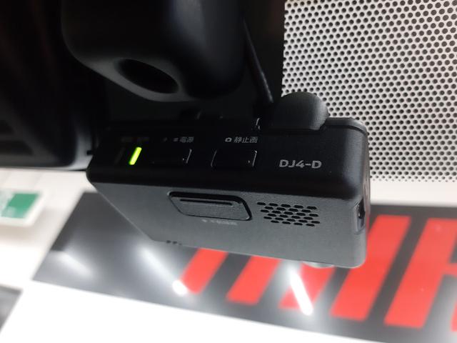 ノート e-パワー メダリスト FOUR 4WD 1オーナー リモコンエンジンスターター 全周囲カメラ ドライブレコーダー 純正ナビ フルセグTV オートライト LEDヘッドライト インテリジェントルームミラー 半革シート(8枚目)