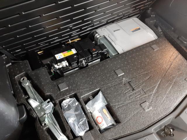 ノート e-パワー メダリスト FOUR 4WD 1オーナー リモコンエンジンスターター 全周囲カメラ ドライブレコーダー 純正ナビ フルセグTV オートライト LEDヘッドライト インテリジェントルームミラー 半革シート(43枚目)