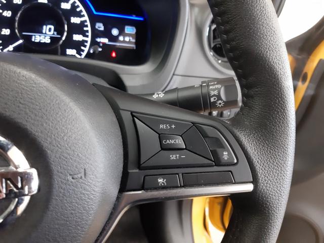 ■　装備４　■　アダプティブクルーズコントロール（レーダークルーズコントロール）