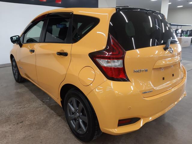 ■　外装左後　■　当店では入庫時のチェックとオートオークションの情報を合わせ車両状態表を発行しています。