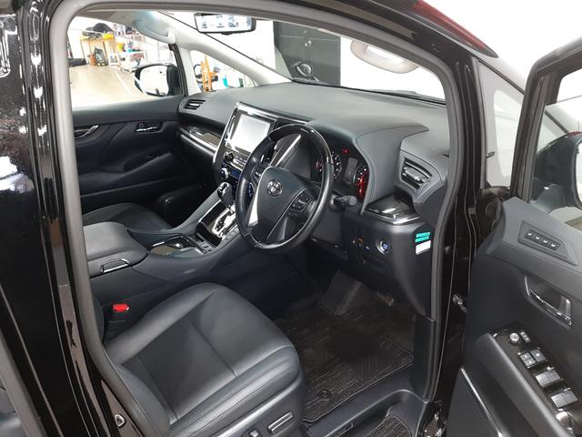 アルファード ２．５Ｓ　Ｃパッケージ　後期　モデリスタエアロ　ローダウン　フリップダウンモニター　レーダークルコン　黒革電動シート　シートベンチレーション　シートヒーター　シート位置メモリー機能　ハンドルヒーター　電動バックドア（11枚目）