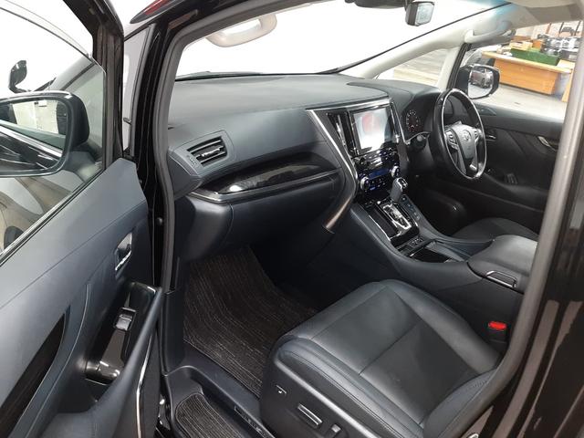 アルファード ２．５Ｓ　Ｃパッケージ　後期　モデリスタエアロ　ローダウン　フリップダウンモニター　レーダークルコン　黒革電動シート　シートベンチレーション　シートヒーター　シート位置メモリー機能　ハンドルヒーター　電動バックドア（12枚目）