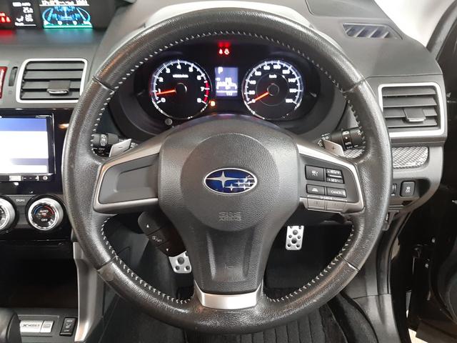 フォレスター Ｓ－リミテッド　４ＷＤ　ナビ　フルセグＴＶ　レーダークルコン　バックカメラ　シートヒーター　電動シート　ハーフレザーシート　スマートキー　オートライト　ＨＩＤ　パドルシフト　Ｂｌｕｅｔｏｏｔｈオーディオ（10枚目）