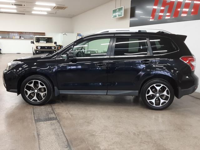 フォレスター Ｓ－リミテッド　４ＷＤ　ナビ　フルセグＴＶ　レーダークルコン　バックカメラ　シートヒーター　電動シート　ハーフレザーシート　スマートキー　オートライト　ＨＩＤ　パドルシフト　Ｂｌｕｅｔｏｏｔｈオーディオ（17枚目）