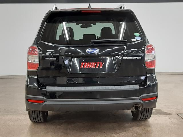 フォレスター Ｓ－リミテッド　４ＷＤ　ナビ　フルセグＴＶ　レーダークルコン　バックカメラ　シートヒーター　電動シート　ハーフレザーシート　スマートキー　オートライト　ＨＩＤ　パドルシフト　Ｂｌｕｅｔｏｏｔｈオーディオ（18枚目）