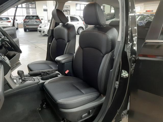 フォレスター Ｓ－リミテッド　４ＷＤ　ナビ　フルセグＴＶ　レーダークルコン　バックカメラ　シートヒーター　電動シート　ハーフレザーシート　スマートキー　オートライト　ＨＩＤ　パドルシフト　Ｂｌｕｅｔｏｏｔｈオーディオ（34枚目）