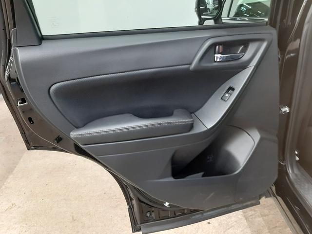 フォレスター Ｓ－リミテッド　４ＷＤ　ナビ　フルセグＴＶ　レーダークルコン　バックカメラ　シートヒーター　電動シート　ハーフレザーシート　スマートキー　オートライト　ＨＩＤ　パドルシフト　Ｂｌｕｅｔｏｏｔｈオーディオ（39枚目）