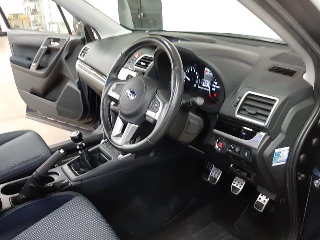 フォレスター ２．０ｉ－Ｌ　４ＷＤ　１オーナー　６速ＭＴ　クルーズコントロール　ナビ　ＴＶ　バックカメラ　電動シート　前後席シートヒーター　オートライト　ＬＥＤヘッドライト　ＬＥＤアクセサリーライナー　スマートキー　ＥＴＣ車載器（11枚目）