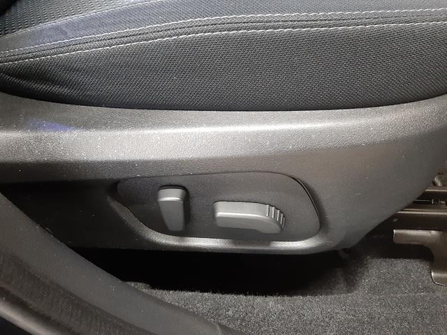 フォレスター ２．０ｉ－Ｌ　４ＷＤ　１オーナー　６速ＭＴ　クルーズコントロール　ナビ　ＴＶ　バックカメラ　電動シート　前後席シートヒーター　オートライト　ＬＥＤヘッドライト　ＬＥＤアクセサリーライナー　スマートキー　ＥＴＣ車載器（21枚目）