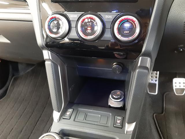フォレスター ２．０ｉ－Ｌ　４ＷＤ　１オーナー　６速ＭＴ　クルーズコントロール　ナビ　ＴＶ　バックカメラ　電動シート　前後席シートヒーター　オートライト　ＬＥＤヘッドライト　ＬＥＤアクセサリーライナー　スマートキー　ＥＴＣ車載器（27枚目）