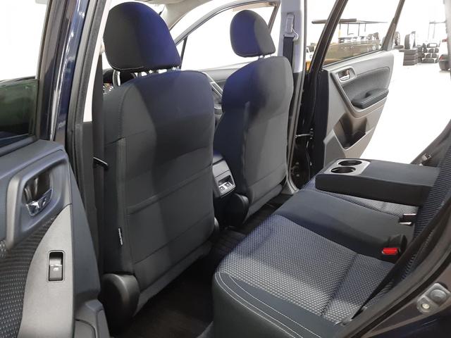 フォレスター ２．０ｉ－Ｌ　４ＷＤ　１オーナー　６速ＭＴ　クルーズコントロール　ナビ　ＴＶ　バックカメラ　電動シート　前後席シートヒーター　オートライト　ＬＥＤヘッドライト　ＬＥＤアクセサリーライナー　スマートキー　ＥＴＣ車載器（36枚目）