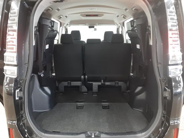 ヴォクシー Ｘ　４ＷＤ　後期型　クルーズコントロール　電動スライドドア　ナビ　バックカメラ　リヤオートエアコン　クリアランスソナー　ＬＥＤヘッドライト　衝突軽減ブレーキ　オートマチックハイビーム　Ｂｌｕｅｔｏｏｔｈ（22枚目）