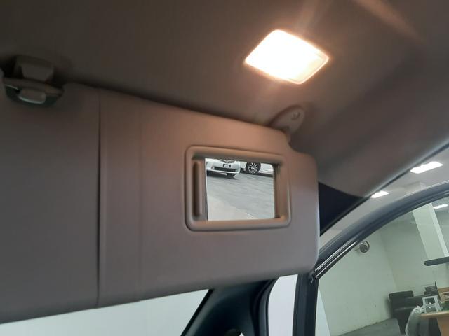 ヴォクシー Ｘ　４ＷＤ　後期型　クルーズコントロール　電動スライドドア　ナビ　バックカメラ　リヤオートエアコン　クリアランスソナー　ＬＥＤヘッドライト　衝突軽減ブレーキ　オートマチックハイビーム　Ｂｌｕｅｔｏｏｔｈ（31枚目）