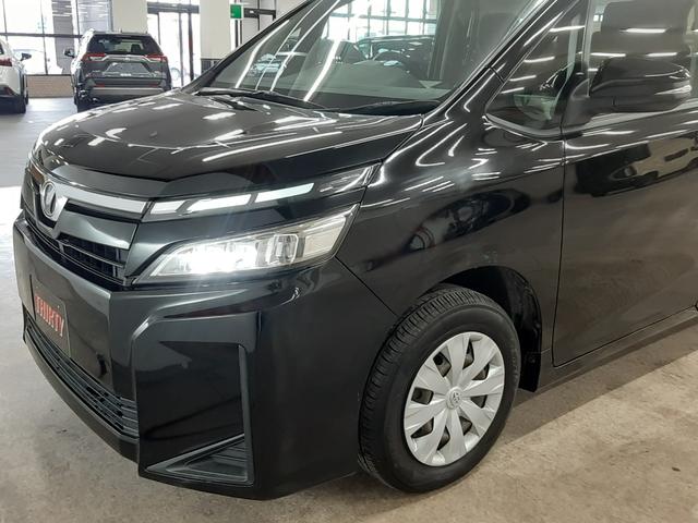ヴォクシー Ｘ　４ＷＤ　後期型　クルーズコントロール　電動スライドドア　ナビ　バックカメラ　リヤオートエアコン　クリアランスソナー　ＬＥＤヘッドライト　衝突軽減ブレーキ　オートマチックハイビーム　Ｂｌｕｅｔｏｏｔｈ（64枚目）