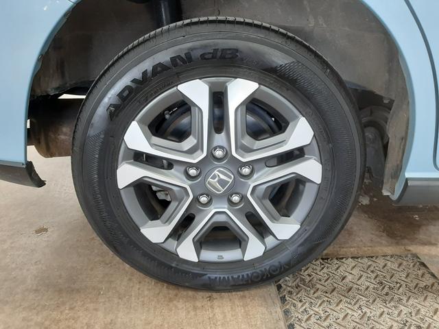 フリードハイブリッド ハイブリッド・クロスターホンダセンシング　４ＷＤ　１オーナー　インターナビ　フルセグＴＶ　アダプティブクルコン　バックカメラ　前後ドライブレコーダー　シートヒーター　両側電動スライド　ＬＥＤフォグ　ＬＥＤヘッドライト（46枚目）