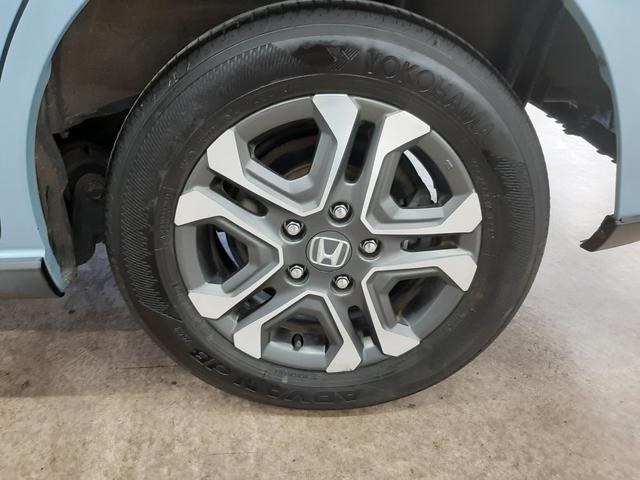 フリードハイブリッド ハイブリッド・クロスターホンダセンシング　４ＷＤ　１オーナー　インターナビ　フルセグＴＶ　アダプティブクルコン　バックカメラ　前後ドライブレコーダー　シートヒーター　両側電動スライド　ＬＥＤフォグ　ＬＥＤヘッドライト（47枚目）