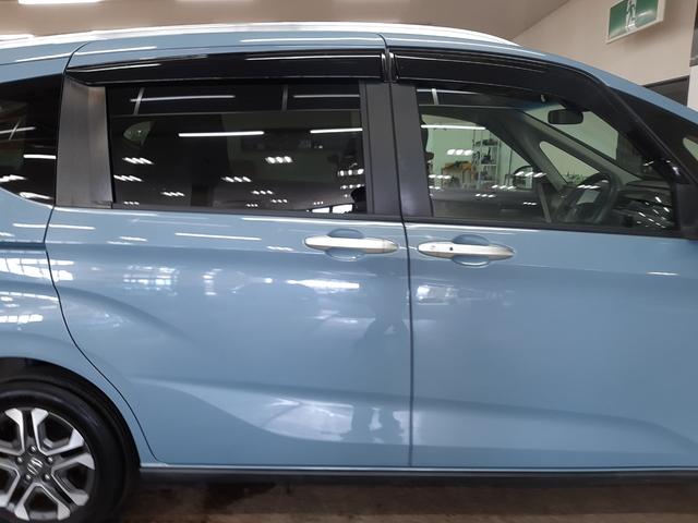 フリードハイブリッド ハイブリッド・クロスターホンダセンシング　４ＷＤ　１オーナー　インターナビ　フルセグＴＶ　アダプティブクルコン　バックカメラ　前後ドライブレコーダー　シートヒーター　両側電動スライド　ＬＥＤフォグ　ＬＥＤヘッドライト（53枚目）