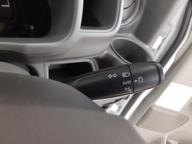 ＮＶ１００クリッパーバン ＤＸ　切替４ＷＤ　５ＡＧＳ　キーレス　オートライト　両側スライド　ＵＳＢパワーポート　パワーウィンドウ　オーバーヘッドシェルフ（4枚目）