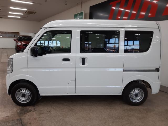 ＮＶ１００クリッパーバン ＤＸ　切替４ＷＤ　５ＡＧＳ　キーレス　オートライト　両側スライド　ＵＳＢパワーポート　パワーウィンドウ　オーバーヘッドシェルフ（20枚目）