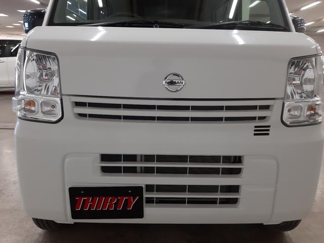 ＮＶ１００クリッパーバン ＤＸ　切替４ＷＤ　５ＡＧＳ　キーレス　オートライト　両側スライド　ＵＳＢパワーポート　パワーウィンドウ　オーバーヘッドシェルフ（30枚目）