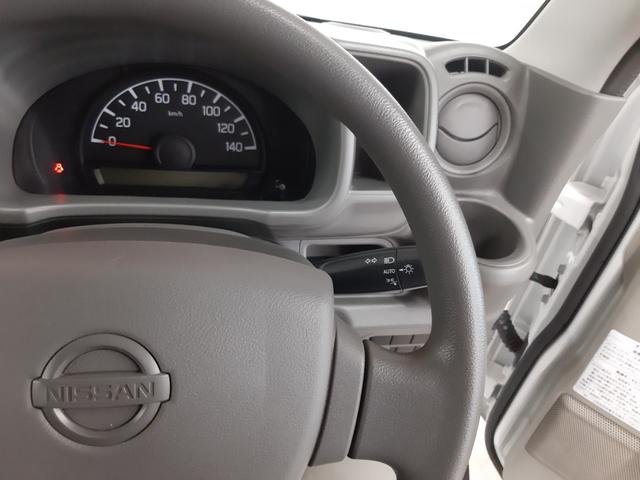 ＮＶ１００クリッパーバン ＤＸ　切替４ＷＤ　５ＡＧＳ　キーレス　オートライト　両側スライド　ＵＳＢパワーポート　パワーウィンドウ　オーバーヘッドシェルフ（37枚目）