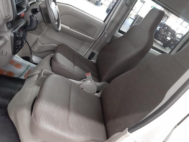 ＮＶ１００クリッパーバン ＤＸ　切替４ＷＤ　５ＡＧＳ　キーレス　オートライト　両側スライド　ＵＳＢパワーポート　パワーウィンドウ　オーバーヘッドシェルフ（45枚目）