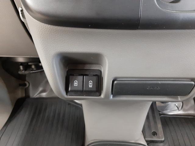 ＮＶ１００クリッパーバン ＤＸ　４ＷＤ　５ＡＧＳ　キーレス　ＵＳＢパワーポート　両側スライド　オーバーヘッドシェルフ　パワーウィンドウ　オーートライト（4枚目）