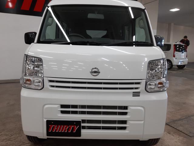 ＮＶ１００クリッパーバン ＤＸ　４ＷＤ　５ＡＧＳ　キーレス　ＵＳＢパワーポート　両側スライド　オーバーヘッドシェルフ　パワーウィンドウ　オーートライト（17枚目）