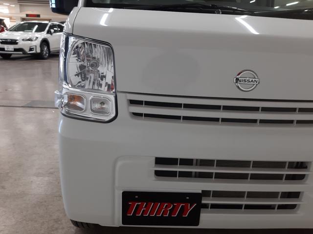 ＮＶ１００クリッパーバン ＤＸ　４ＷＤ　５ＡＧＳ　キーレス　ＵＳＢパワーポート　両側スライド　オーバーヘッドシェルフ　パワーウィンドウ　オーートライト（26枚目）