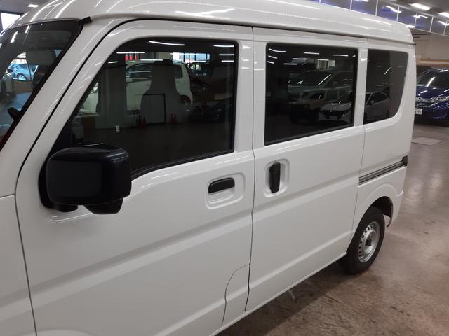 ＮＶ１００クリッパーバン ＤＸ　４ＷＤ　５ＡＧＳ　キーレス　ＵＳＢパワーポート　両側スライド　オーバーヘッドシェルフ　パワーウィンドウ　オーートライト（31枚目）