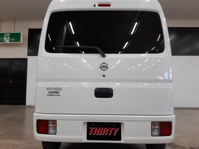 ＮＶ１００クリッパーバン ＤＸ　４ＷＤ　５ＡＧＳ　キーレス　ＵＳＢパワーポート　両側スライド　オーバーヘッドシェルフ　パワーウィンドウ　オーートライト（32枚目）
