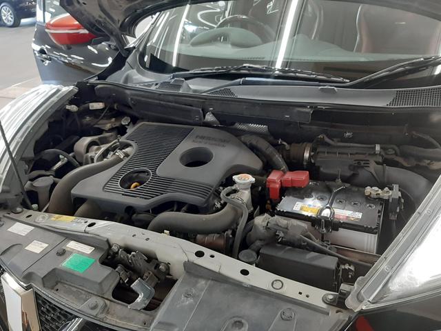 ジューク ニスモ　ＲＳ　４ＷＤ　後期　純正ナビ　フルセグＴＶ　アラウンドビューモニター　ドライブレコーダー　レカロハーフレザーシート　オートライト　ＨＩＤ　パドルシフト　Ｄ－ＭＯＤＥ　Ｂｌｕｅｔｏｏｔｈ　ＥＴＣ　ターボ（19枚目）