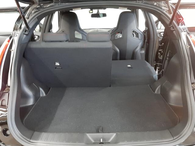 ジューク ニスモ　ＲＳ　４ＷＤ　後期　純正ナビ　フルセグＴＶ　アラウンドビューモニター　ドライブレコーダー　レカロハーフレザーシート　オートライト　ＨＩＤ　パドルシフト　Ｄ－ＭＯＤＥ　Ｂｌｕｅｔｏｏｔｈ　ＥＴＣ　ターボ（21枚目）