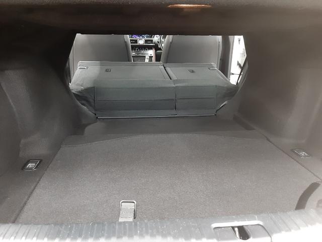 ＩＳ ＩＳ３００ｈ　４ＷＤ　中期型　リモコンエンジンスターター　アダプティブクルーズコントロール　ナビＴＶ　バックカメラ　シートヒーター　電動シート　カードキー　ブラインドスポットモニター　プリクラ　レーンキープアシスト（31枚目）