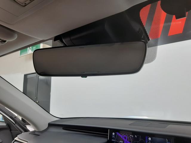 ＩＳ ＩＳ３００ｈ　４ＷＤ　中期型　リモコンエンジンスターター　アダプティブクルーズコントロール　ナビＴＶ　バックカメラ　シートヒーター　電動シート　カードキー　ブラインドスポットモニター　プリクラ　レーンキープアシスト（34枚目）