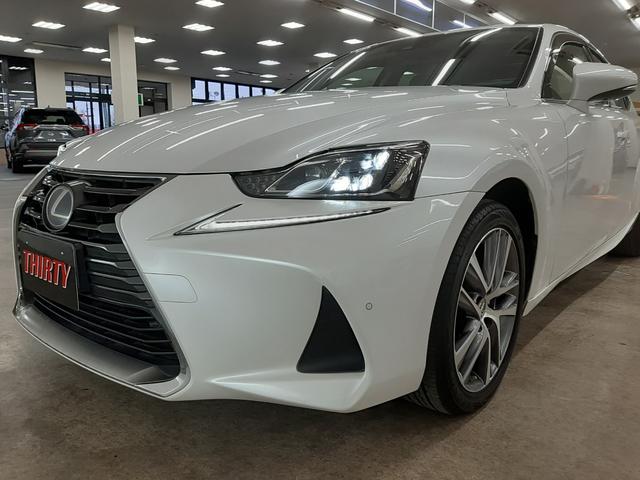 ＩＳ ＩＳ３００ｈ　４ＷＤ　中期型　リモコンエンジンスターター　アダプティブクルーズコントロール　ナビＴＶ　バックカメラ　シートヒーター　電動シート　カードキー　ブラインドスポットモニター　プリクラ　レーンキープアシスト（62枚目）