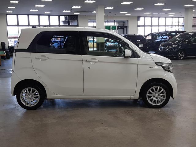 N-WGN G・ターボパッケージ 4WD 純正インターナビ TV バックカメラ 衝突軽減ブレーキ スマートキー プッシュスタート オートライト HID ETC Bluetoothオーディオ ターボ(16枚目)