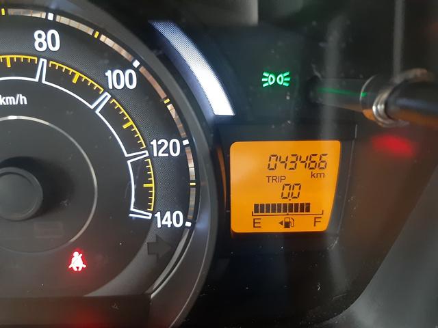 N-WGN G・ターボパッケージ 4WD 純正インターナビ TV バックカメラ 衝突軽減ブレーキ スマートキー プッシュスタート オートライト HID ETC Bluetoothオーディオ ターボ(20枚目)