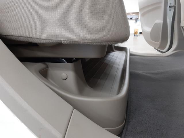 N-WGN G・ターボパッケージ 4WD 純正インターナビ TV バックカメラ 衝突軽減ブレーキ スマートキー プッシュスタート オートライト HID ETC Bluetoothオーディオ ターボ(32枚目)