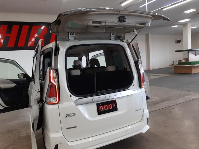 セレナ ハイウェイスター　ＶセレクションＩＩ　４ＷＤ　ナビ　フルセグＴＶ　全周囲カメラ　前後ドライブレコーダー　両側電動スライドドア　クルーズコントロール　ハンズフリーオートスライド　ＬＥＤヘッドライト　スマートキー　パーキングアシスト（22枚目）