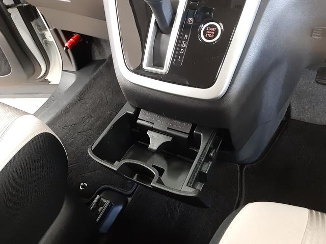 セレナ ハイウェイスター　ＶセレクションＩＩ　４ＷＤ　ナビ　フルセグＴＶ　全周囲カメラ　前後ドライブレコーダー　両側電動スライドドア　クルーズコントロール　ハンズフリーオートスライド　ＬＥＤヘッドライト　スマートキー　パーキングアシスト（34枚目）