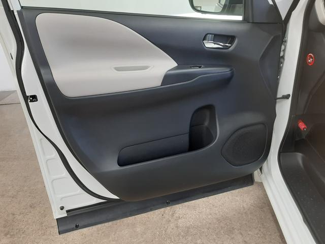 セレナ ハイウェイスター　ＶセレクションＩＩ　４ＷＤ　ナビ　フルセグＴＶ　全周囲カメラ　前後ドライブレコーダー　両側電動スライドドア　クルーズコントロール　ハンズフリーオートスライド　ＬＥＤヘッドライト　スマートキー　パーキングアシスト（45枚目）