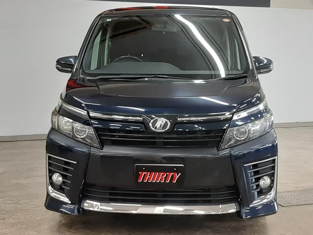 ヴォクシー ZS 4WD 寒冷地 フリップダウンモニター リモコンエンジンスターター ナビ フルセグTV バックカメラ 電動スライドドア オートライト LEDヘッドライト 前ガラス熱線 後席オートエアコン(15枚目)