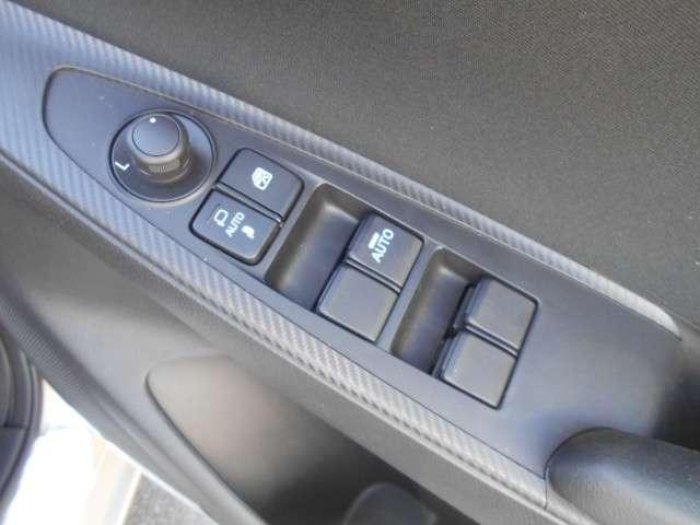 ＭＡＺＤＡ２ １．５　１５ＢＤ　４ＷＤ　３６０°モニター　Ｐセンサー　ＥＴＣ　ＳＤナビ（17枚目）