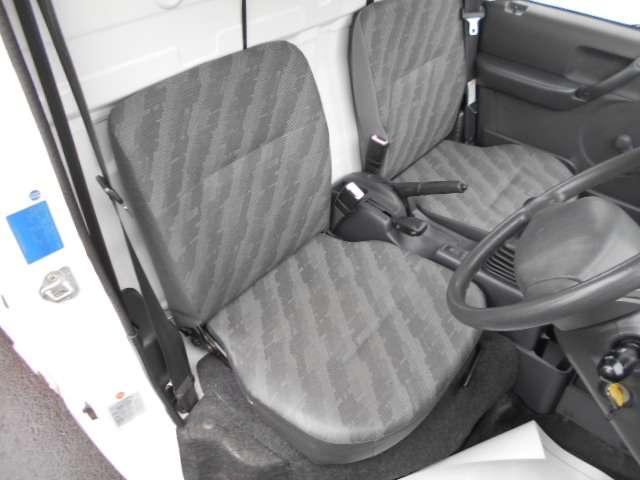 キャリイトラック 660 KC 3方開 4WD デフロック 作業灯 ラジオ(7枚目)