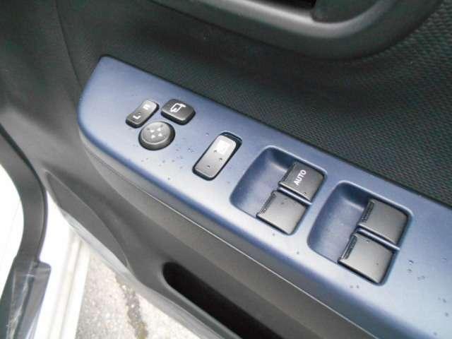 アルト ６６０　ハイブリッド　Ｓ　軽減ブレーキ　Ｓヒーター　Ｐセンサー　ナビ（11枚目）